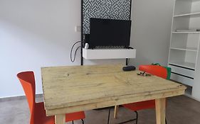 Excelente monoambiente con terraza